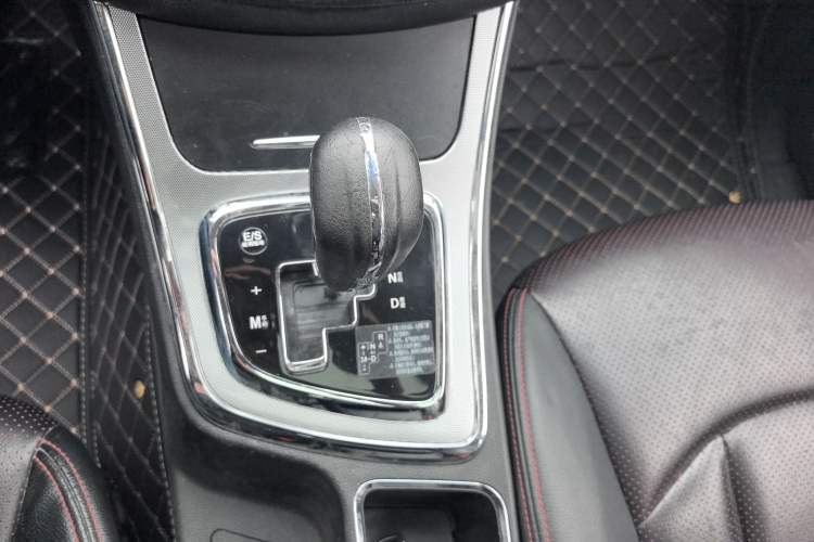 Used Baojun 560 2016 1.8L iAMT Luxury Model Gear Lever