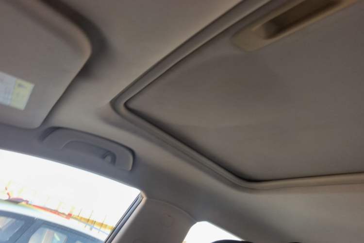 Used Baojun 560 2016 1.8L iAMT Luxury Model Headliner