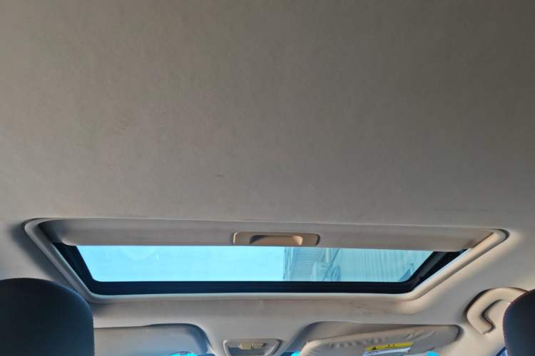 Used Baojun 560 2016 1.8L Manual Luxury Edition Headliner