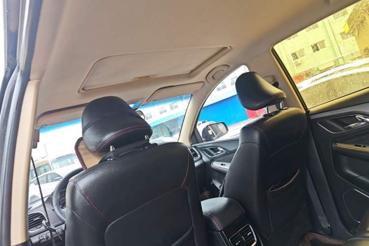 Used Baojun 560 2016 1.8L Manual Luxury Edition Headliner