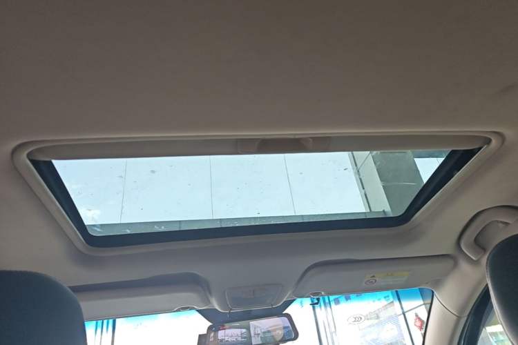 Used Baojun 560 2016 1.8L Manual Luxury Edition Headliner