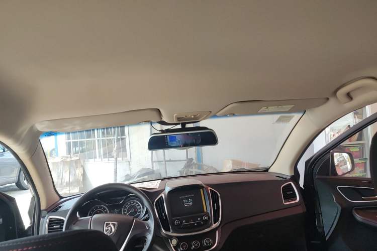 Used Baojun 560 2016 1.5T Manual Comfort Edition Headliner