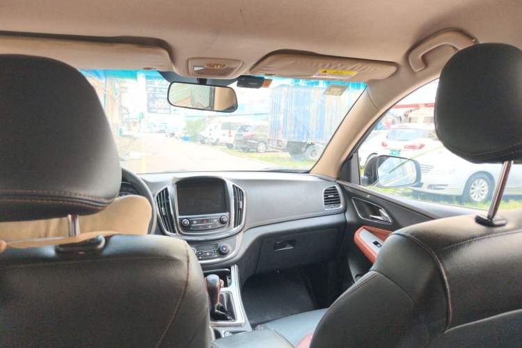 Used Baojun 560 2016 1.8L Manual Elite Edition Headliner