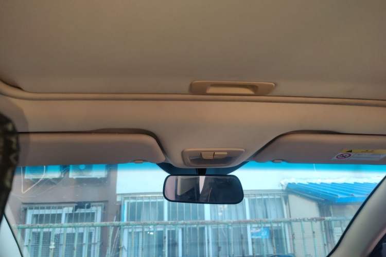 Used Baojun 560 2016 1.5T Manual Luxury Model Headliner