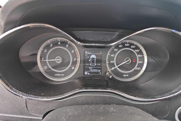 Used Baojun 560 2016 1.8L Manual Luxury Edition Instrument Cluster