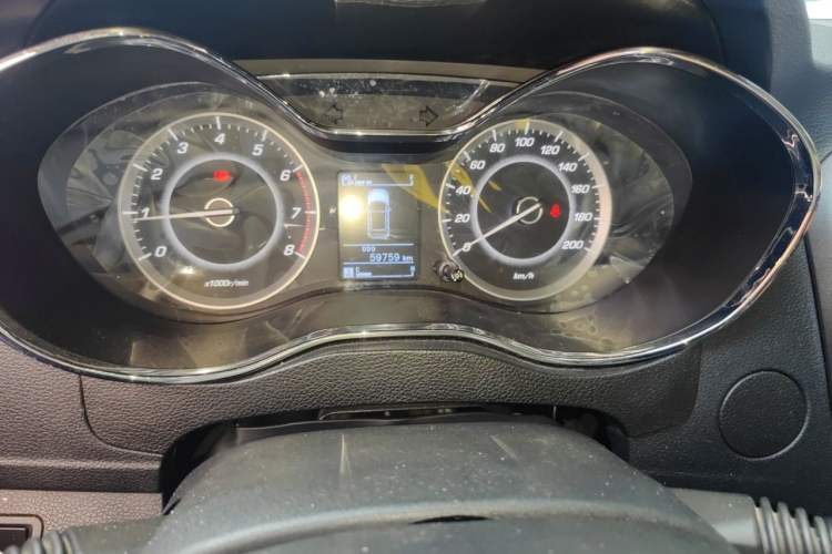 Used Baojun 560 2016 1.8L Manual Elite Edition Instrument Cluster