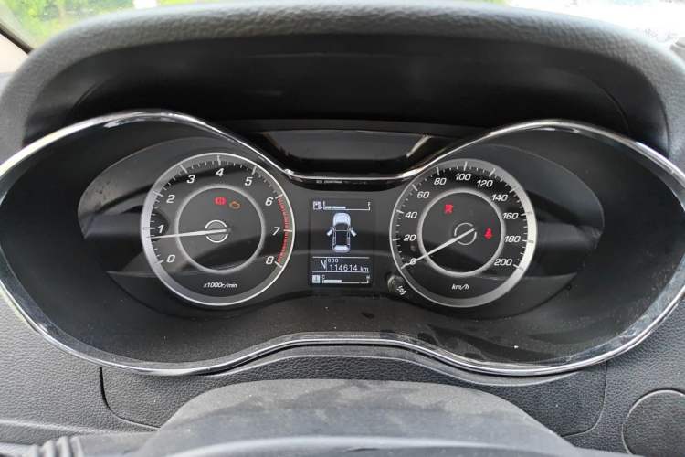 Used Baojun 560 2016 1.8L iAMT Elite Edition Instrument Cluster