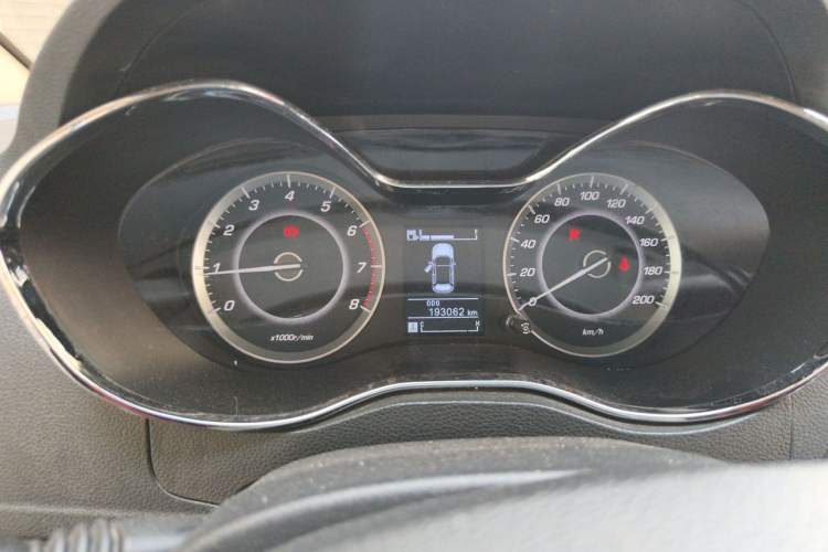 Used Baojun 560 2016 1.8L Manual Elite Edition Instrument Cluster