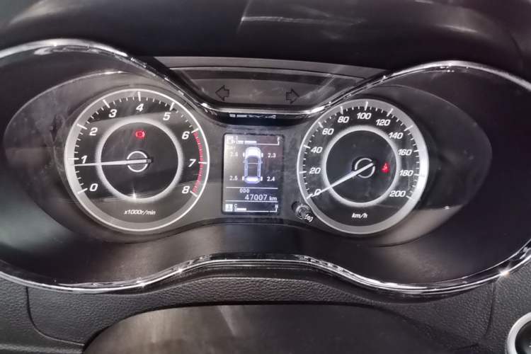 Used Baojun 560 2016 1.5T Manual Luxury Model Instrument Cluster