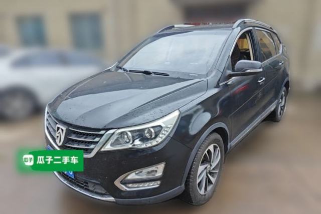 Used Baojun 560 2016 1.8L Manual Luxury Edition