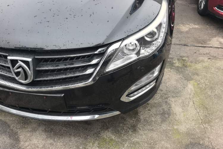 Used Baojun 560 2016 1.8L iAMT Luxury Model Left Front Headlight