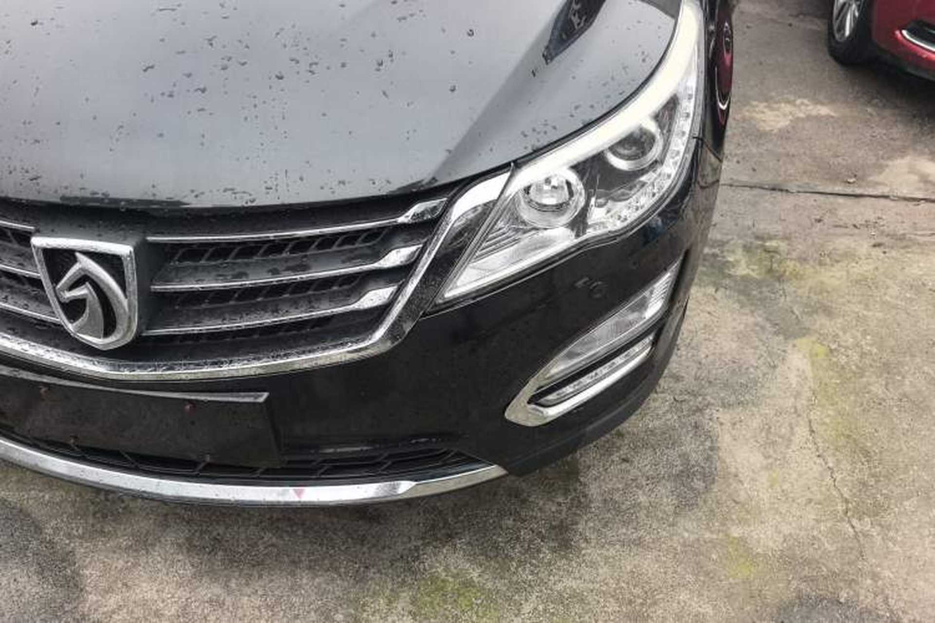 Used Baojun 560 2016 1.8L iAMT Luxury Model Left Front Headlight