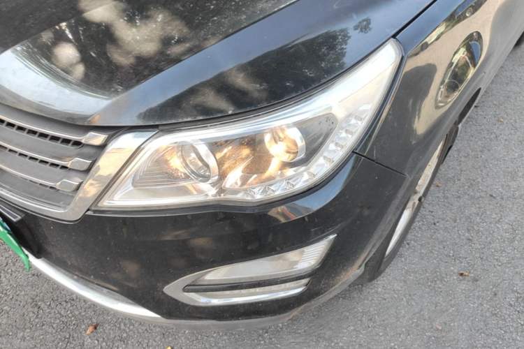 Used Baojun 560 2016 1.5T Manual Comfort Edition Left Front Headlight