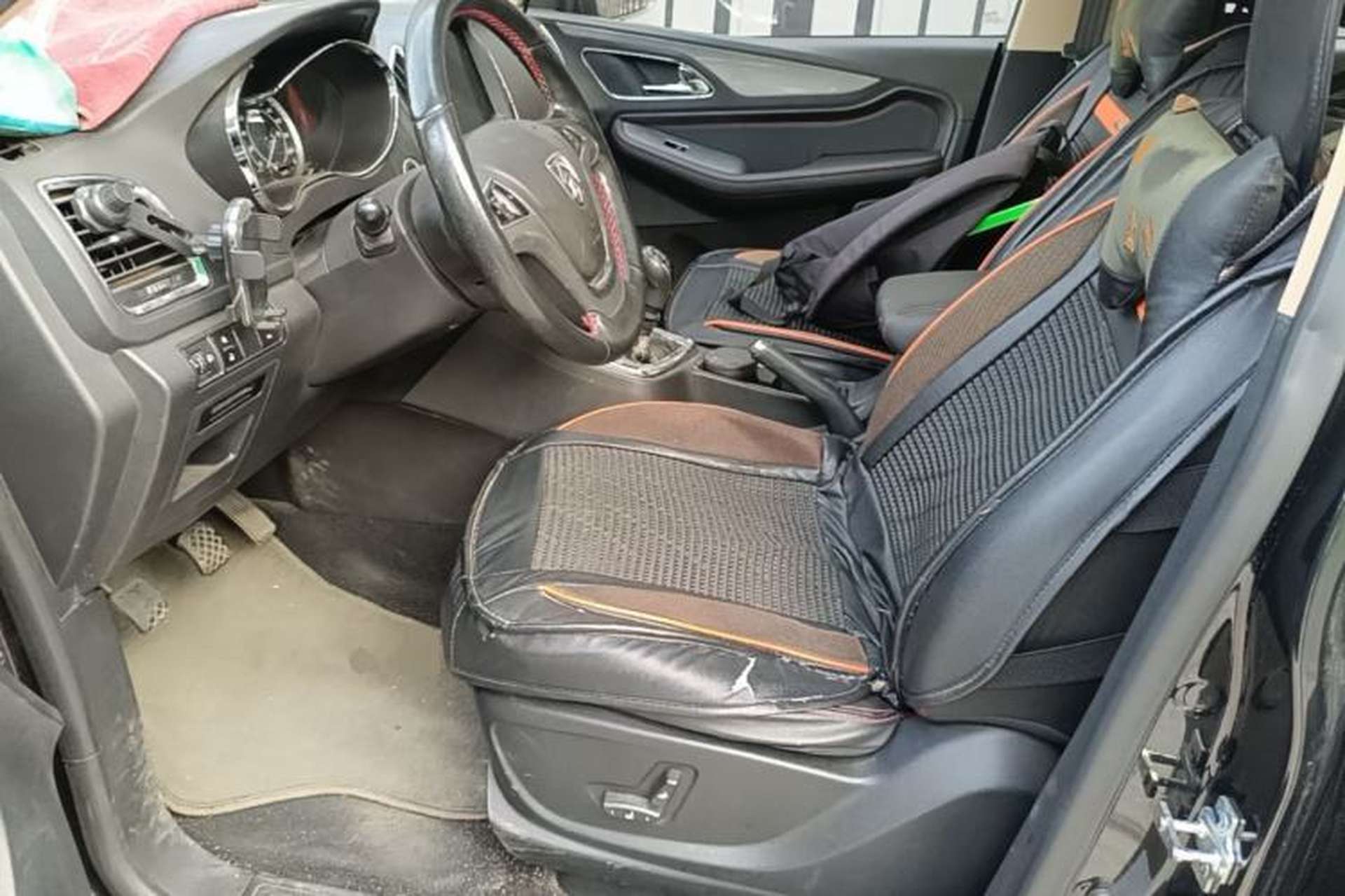 Used Baojun 560 2016 1.8L Manual Luxury Edition Left Front Seat