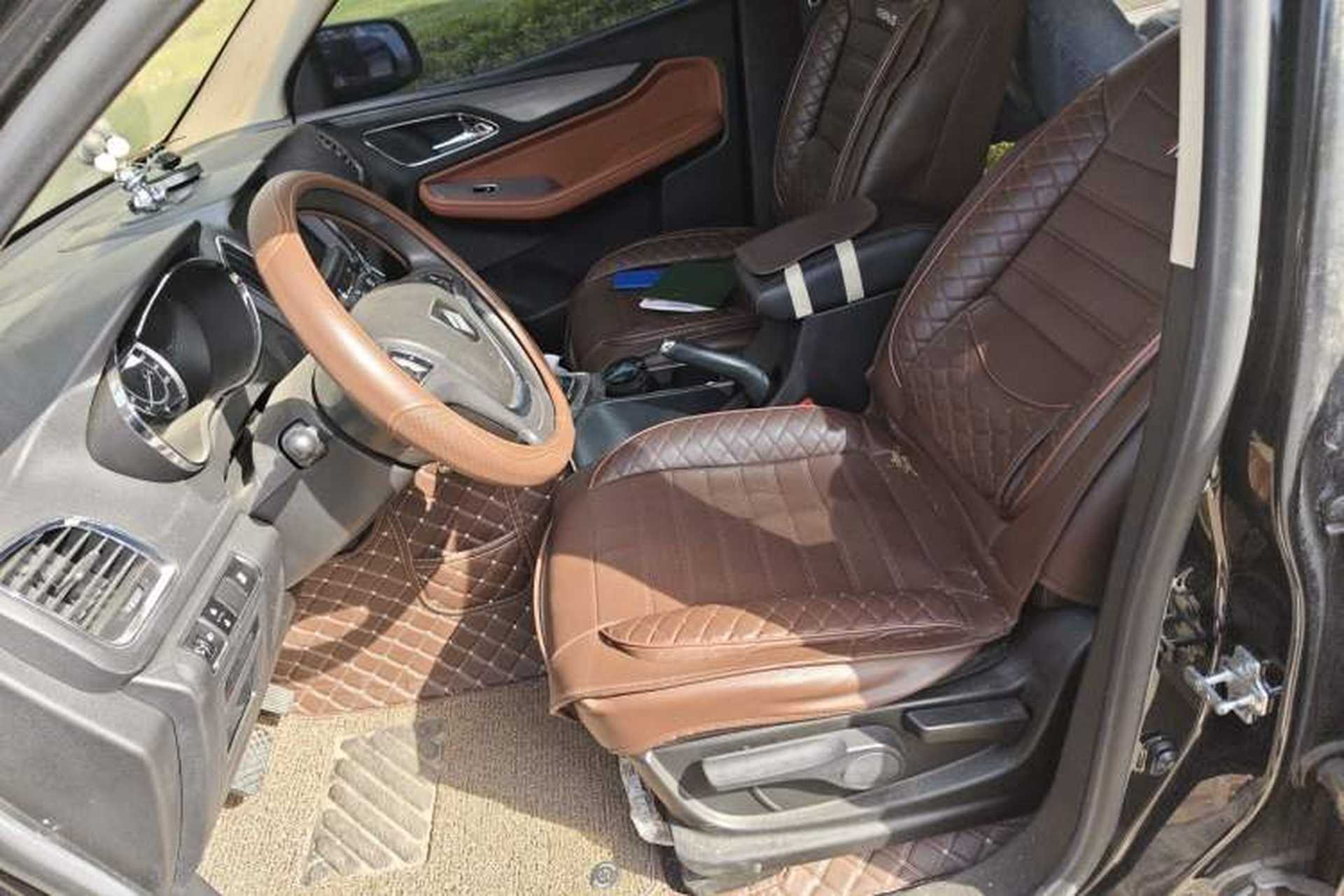 Used Baojun 560 2016 1.8L iAMT Elite Edition Left Front Seat