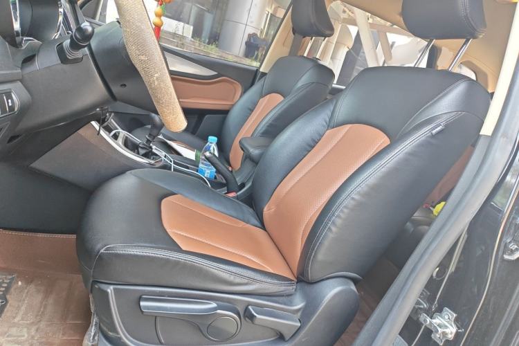 Used Baojun 560 2016 1.8L Manual Elite Edition Left Front Seat