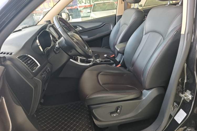 Used Baojun 560 2016 1.8L Manual Luxury Edition Left Front Seat