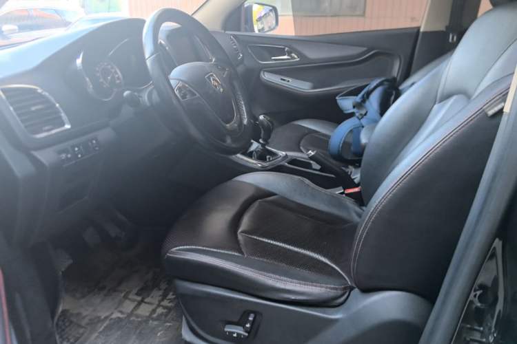 Used Baojun 560 2016 1.8L Manual Luxury Edition Left Front Seat