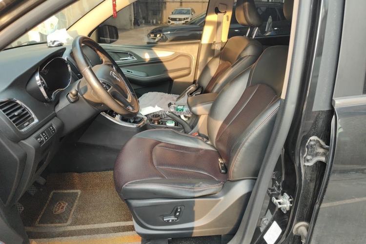 Used Baojun 560 2016 1.8L Manual Luxury Edition Left Front Seat