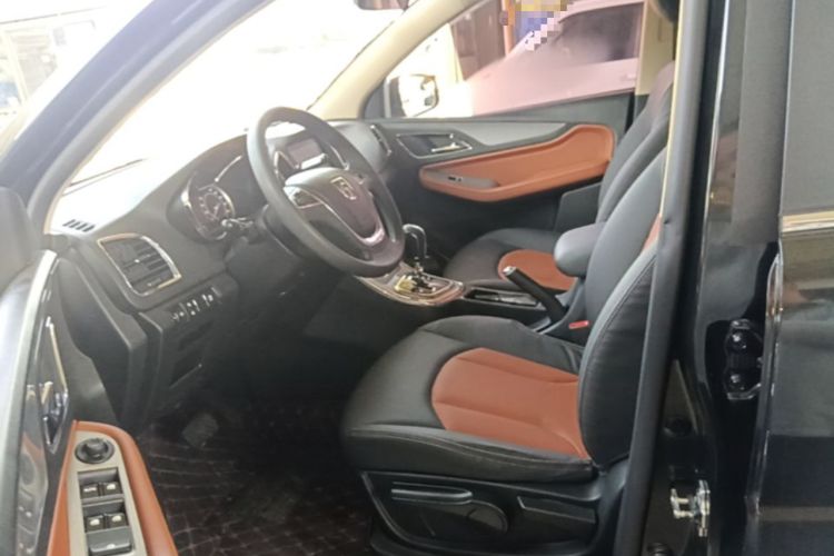 Used Baojun 560 2016 1.8L iAMT Elite Edition Left Front Seat