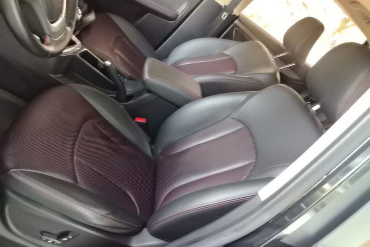 Used Baojun 560 2016 1.5T Manual Luxury Model Left Front Seat