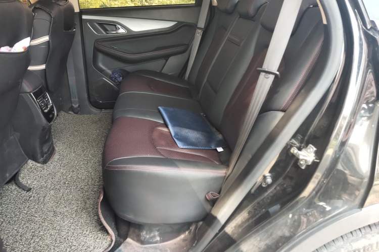 Used Baojun 560 2016 1.8L iAMT Luxury Model Left Rear Seat