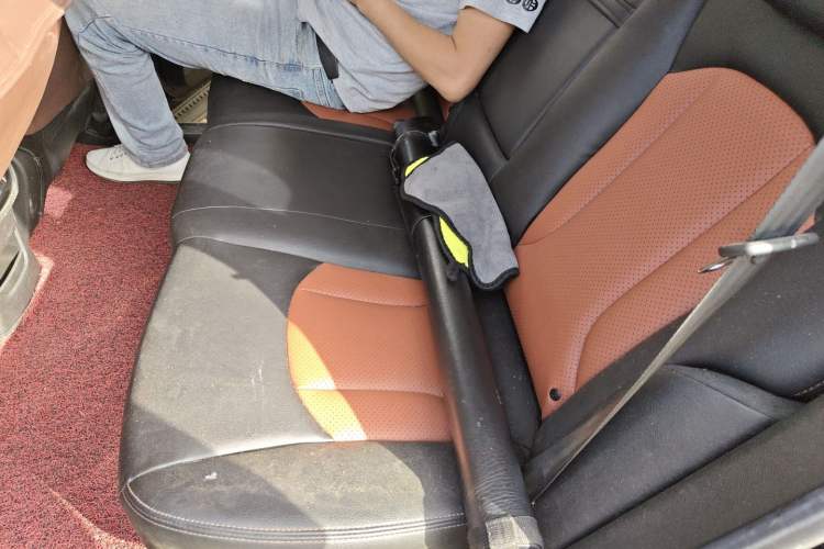 Used Baojun 560 2016 1.8L iAMT Elite Edition Left Rear Seat