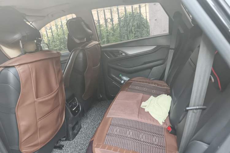 Used Baojun 560 2016 1.8L iAMT Luxury Model Left Rear Seat