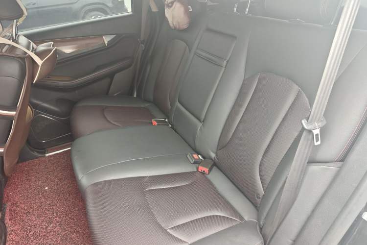 Used Baojun 560 2016 1.8L iAMT Luxury Model Left Rear Seat
