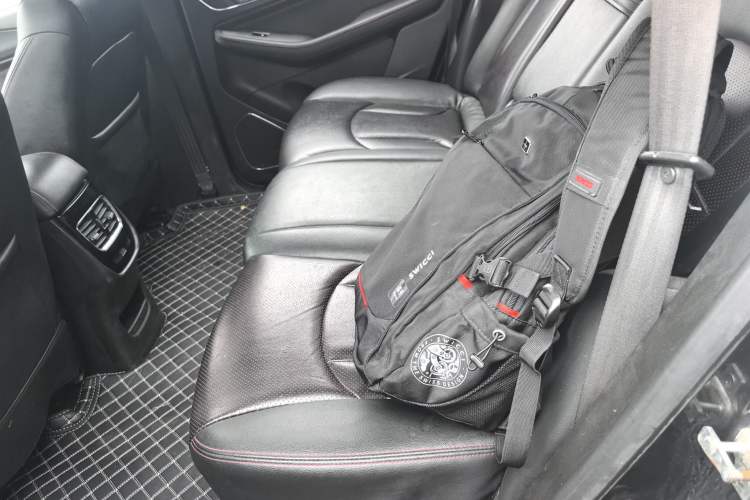 Used Baojun 560 2016 1.8L iAMT Luxury Model Left Rear Seat