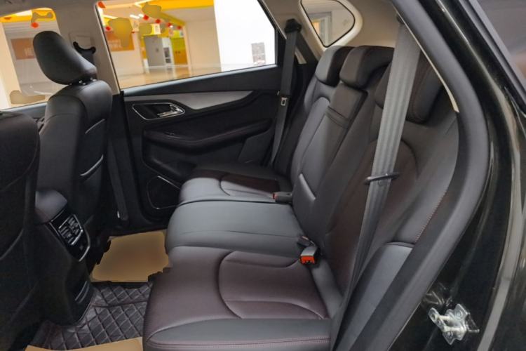 Used Baojun 560 2016 1.8L iAMT Luxury Model Left Rear Seat