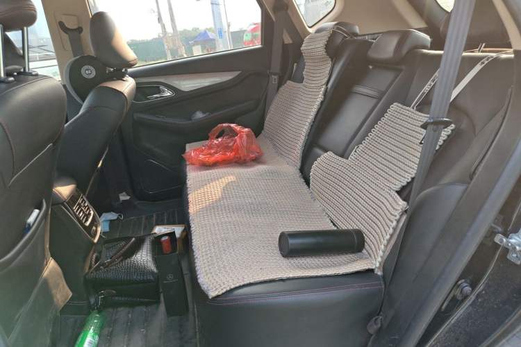 Used Baojun 560 2016 1.8L Manual Luxury Edition Left Rear Seat