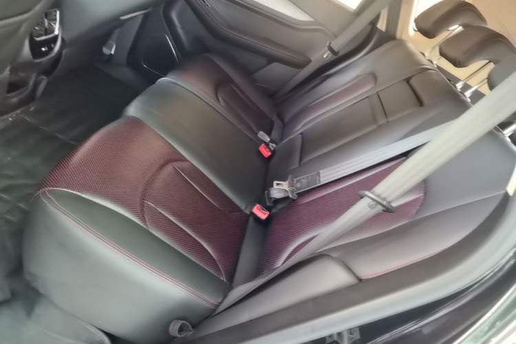 Used Baojun 560 2016 1.5T Manual Luxury Model Left Rear Seat