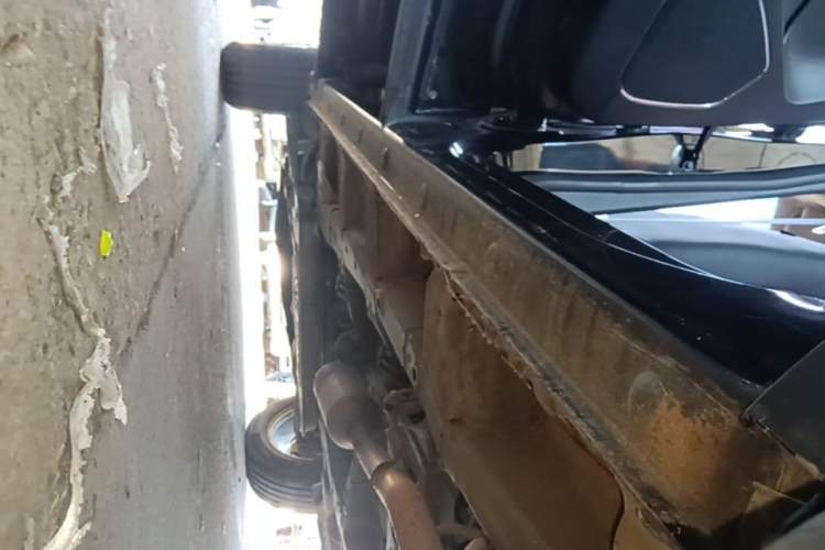 Used Baojun 560 2016 1.8L iAMT Elite Edition Left Side Sill