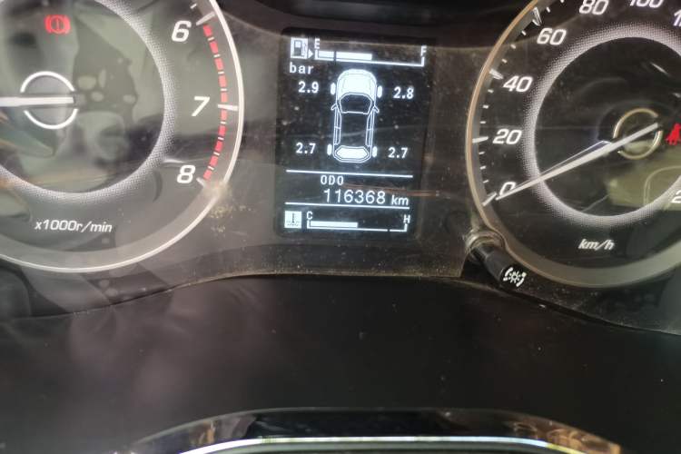 Used Baojun 560 2016 1.8L Manual Luxury Edition Odometer Close Up