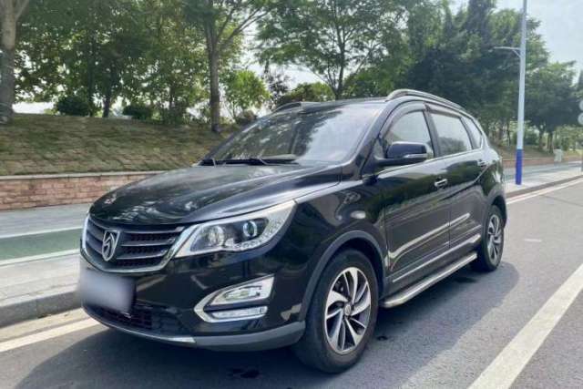 Used Baojun 560 2016 1.8L Manual Luxury Edition