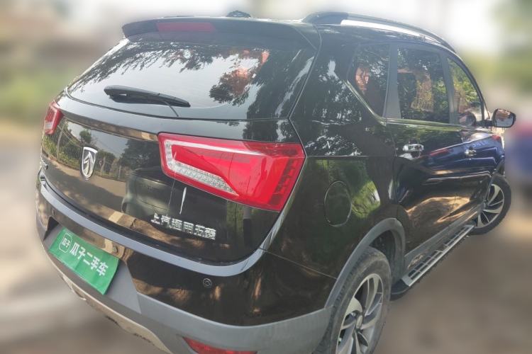 Used Baojun 560 2016 1.8L iAMT Luxury Model Rear Right 45 Deg