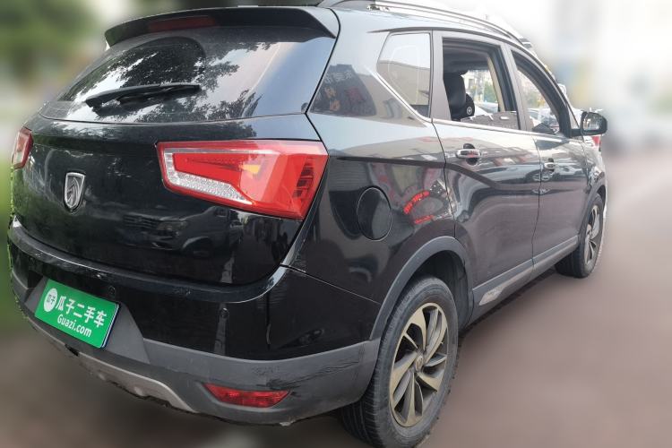 Used Baojun 560 2016 1.8L iAMT Luxury Model Rear Right 45 Deg