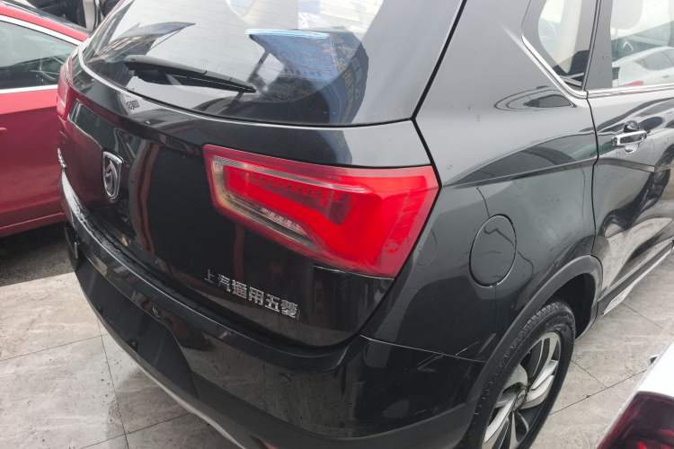 Used Baojun 560 2016 1.8L iAMT Luxury Model Rear Right 45 Deg