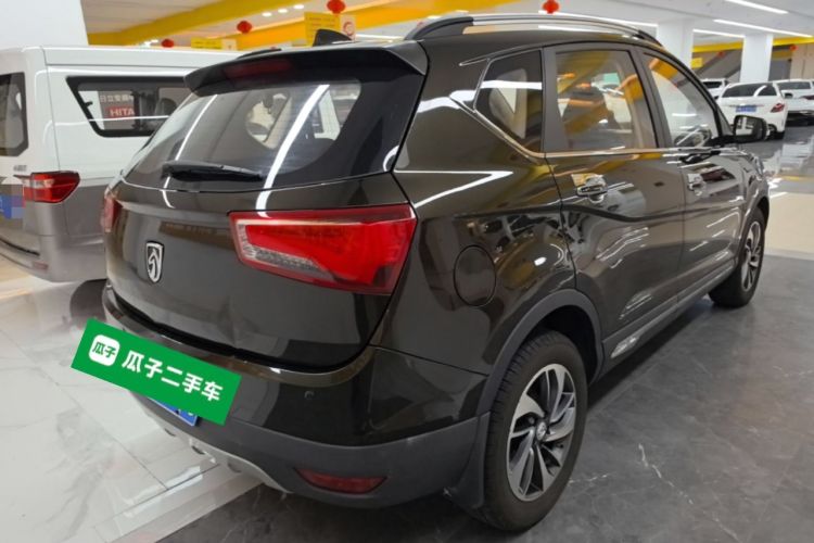 Used Baojun 560 2016 1.8L iAMT Luxury Model Rear Right 45 Deg