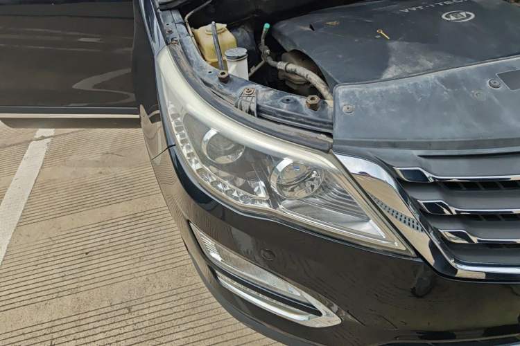 Used Baojun 560 2016 1.8L iAMT Luxury Model Right Front Headlight