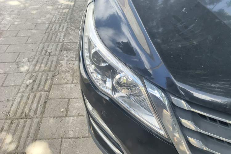 Used Baojun 560 2016 1.8L iAMT Luxury Model Right Front Headlight