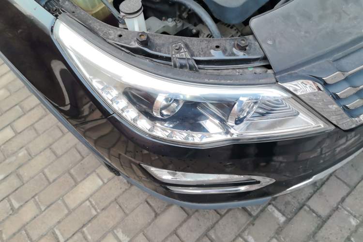 Used Baojun 560 2016 1.8L iAMT Luxury Model Right Front Headlight