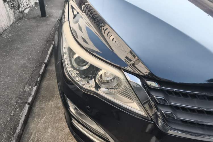 Used Baojun 560 2016 1.8L iAMT Luxury Model Right Front Headlight