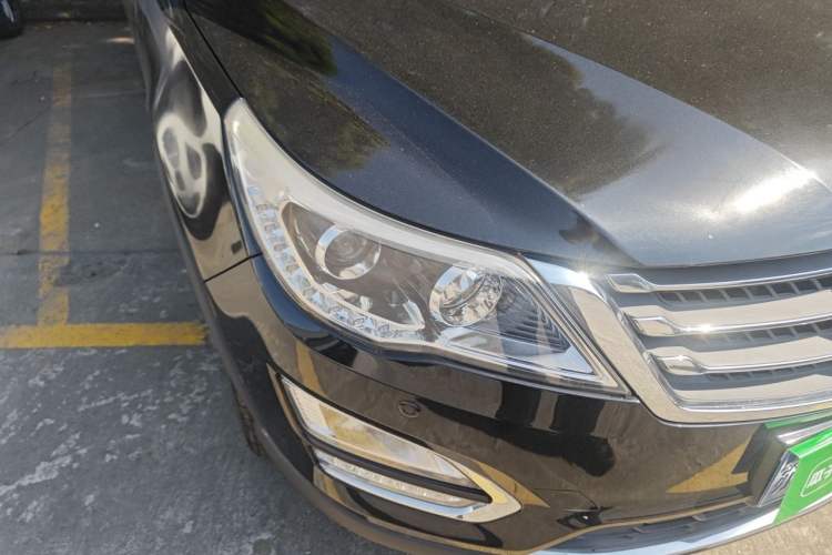 Used Baojun 560 2016 1.8L Manual Luxury Edition Right Front Headlight