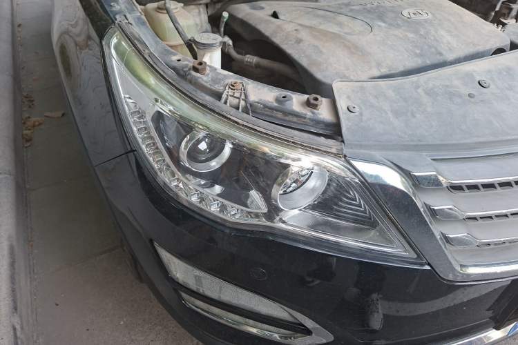 Used Baojun 560 2016 1.8L iAMT Luxury Model Right Front Headlight