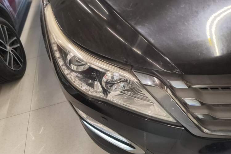 Used Baojun 560 2016 1.8L iAMT Luxury Model Right Front Headlight
