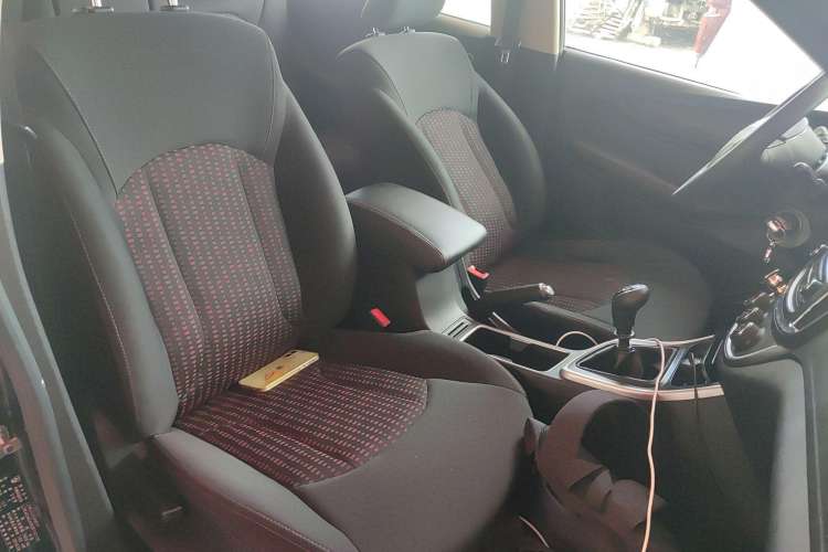 Used Baojun 560 2016 1.5T Manual Comfort Edition Right Front Seat