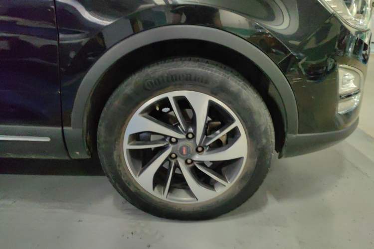 Used Baojun 560 2016 1.5T Manual Luxury Model Right Front Wheel Hub
