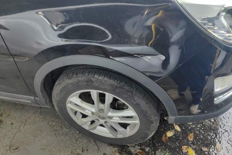 Used Baojun 560 2016 1.8L Manual Elite Edition Right Front Wheel Hub